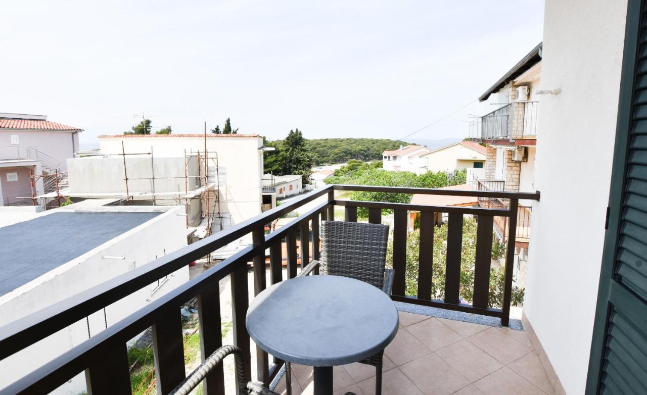 Apartments Karmen Primošten Extérieur photo