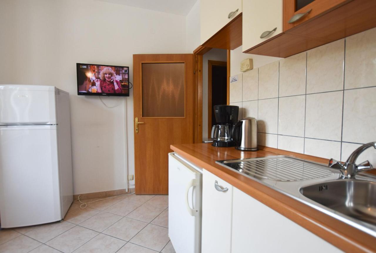 Apartments Karmen Primošten Extérieur photo
